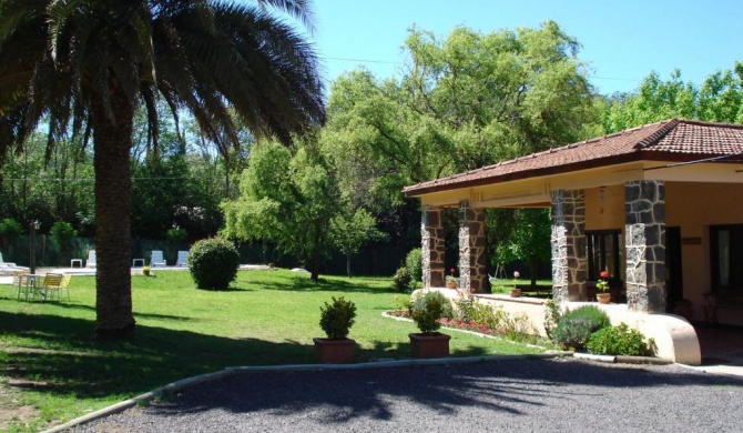 Las Acacias - Posada de Campo