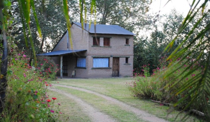 CABAÑAS LA ARBOLEDA DE TOMASA