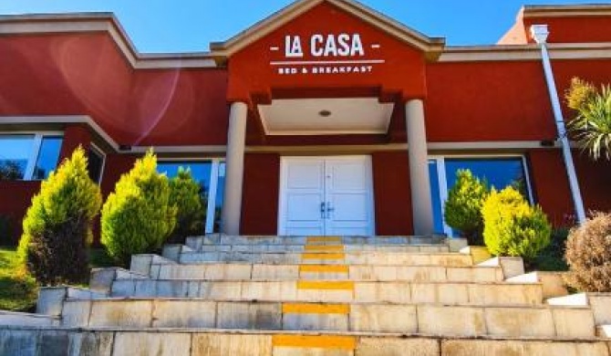 La Casa Bed & Breakfast