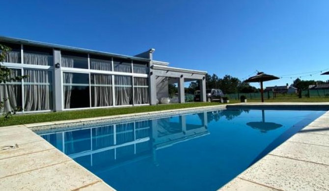 Bitcoin s House Quinta Familiar 1000 m2 Piscina