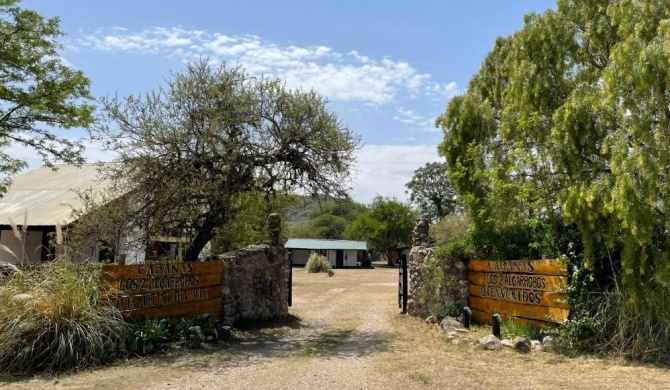 Cabañas Los 2 Algarrobos